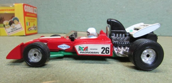 Corgi Toys Surtees TS 9B Formula I 1971 DieCast Model in original box (7459)